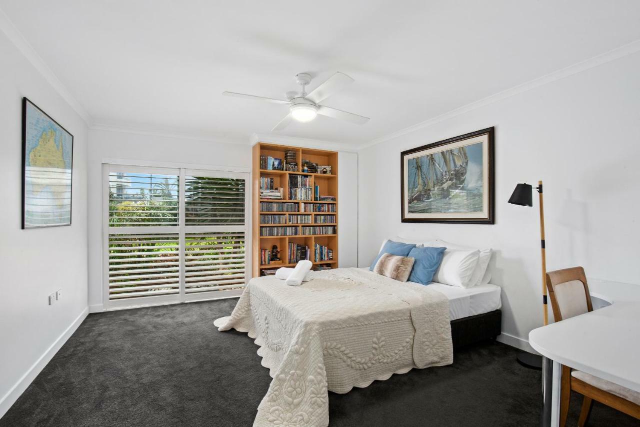 Narrowneck Court Holiday Apartments Gold Coast Exterior foto